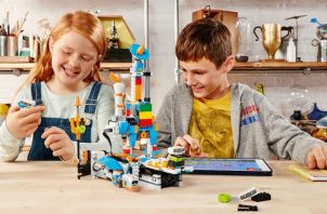 LEGO Boost - image LEGO