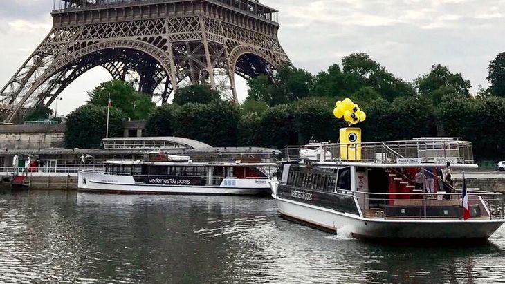 snapbots france tour eiffel