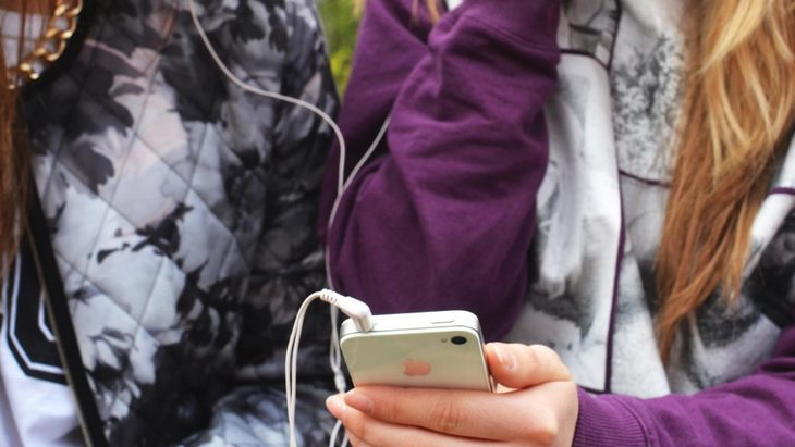 internet adolescents