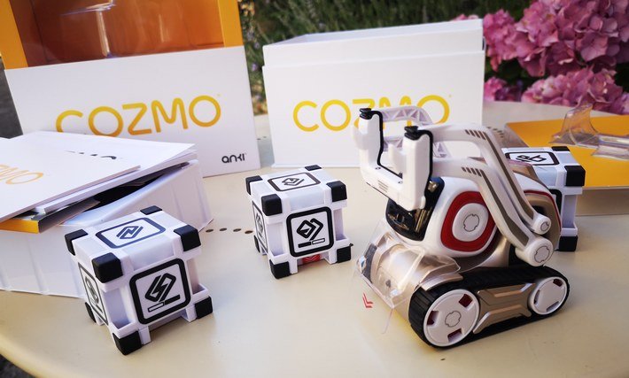 cozmo unboxing