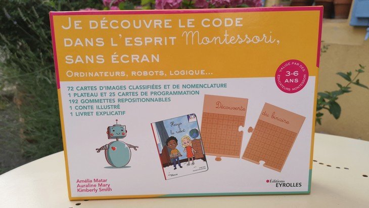 Je découvre le code dans l'espriat Montessori, sans écran