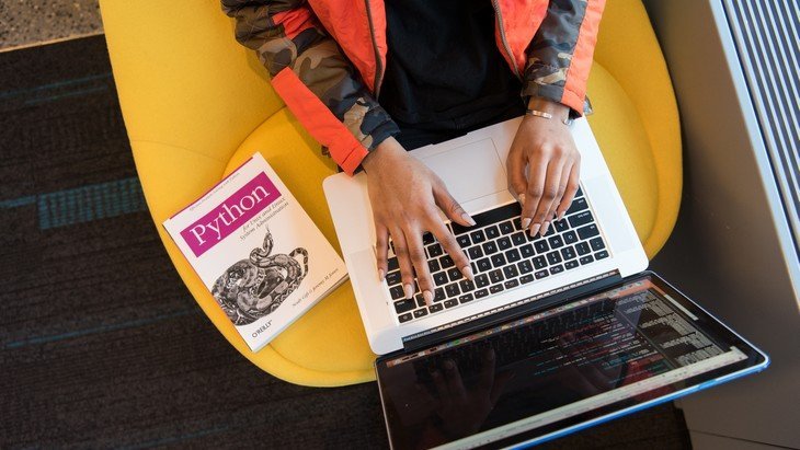 #CodezChezVous, des ateliers gratuits en ligne pour apprendre à coder