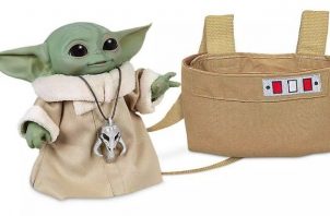 bébé yoda the mandalorian peluche animée sac