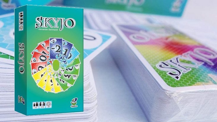 Le jeu de société Skyjo est en promo et il est parfait pour une