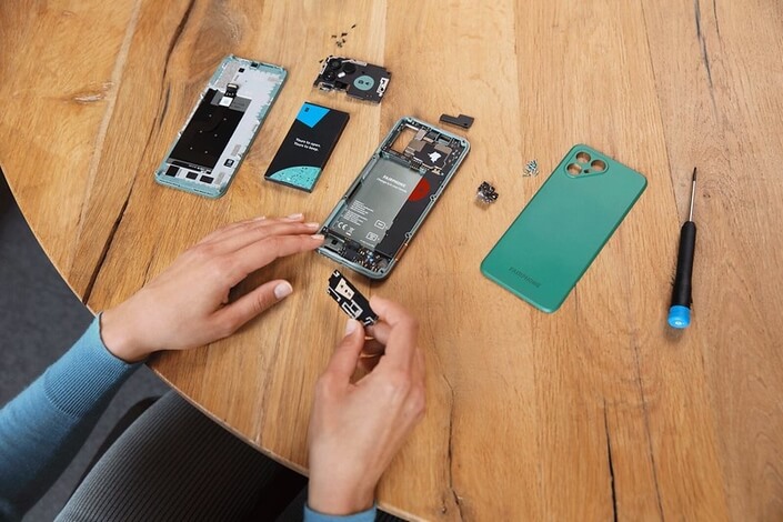 Fairphone 4 démontés